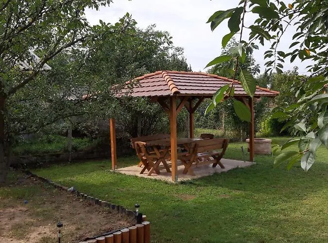 Napsugar Vendeghaz * Szigliget